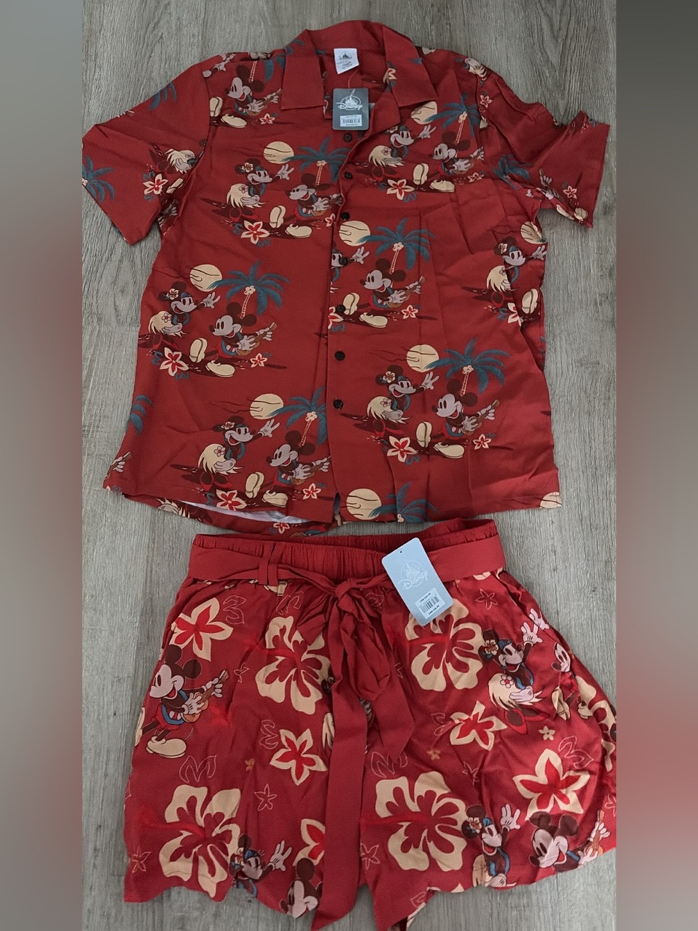 Women’s Disney Tropical Short Set